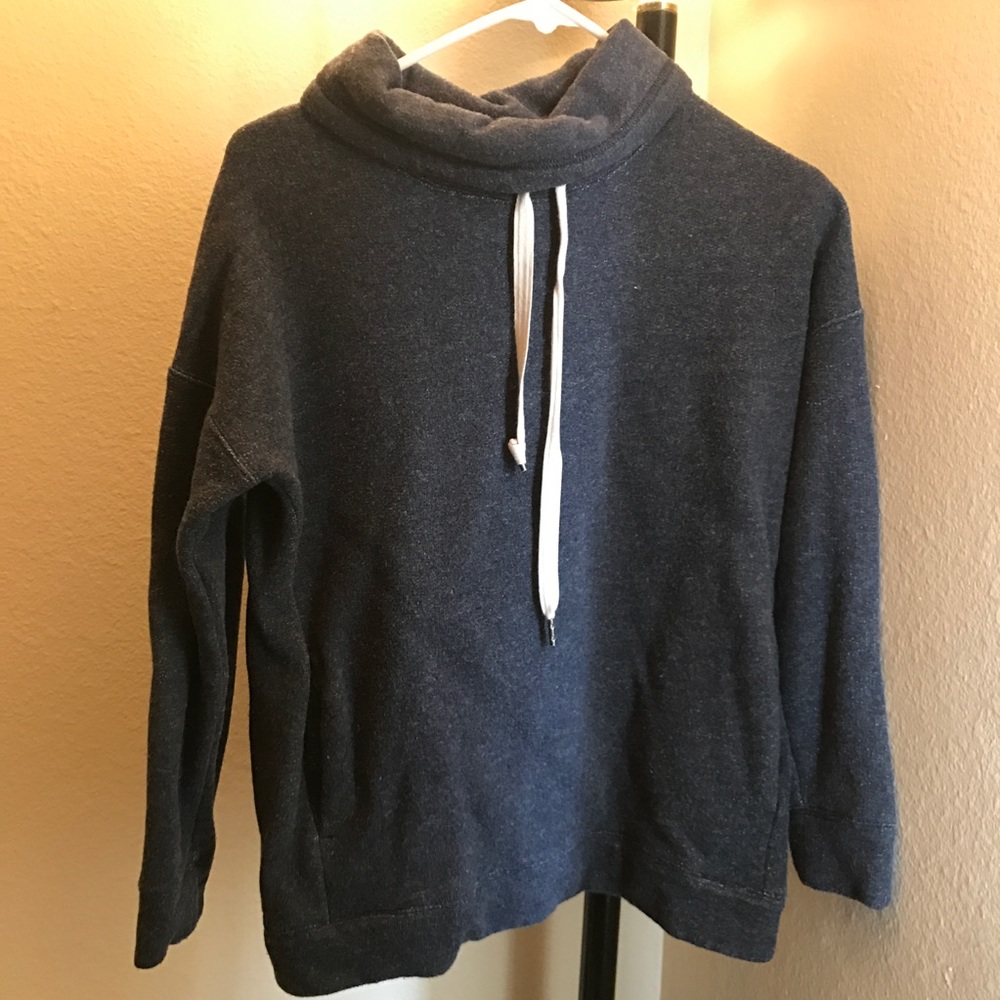 J. CREW XS SWEATER WITH SIDE POCKETS