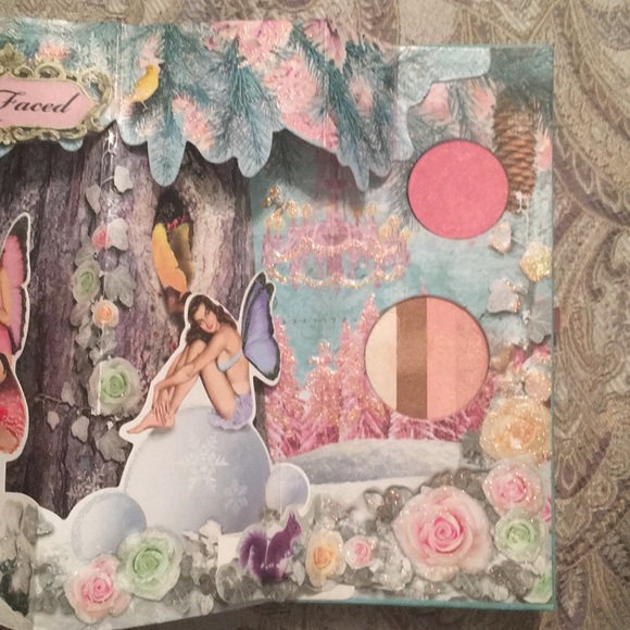 Too Faced Enchanted Glamourland - Picture 3 of 7