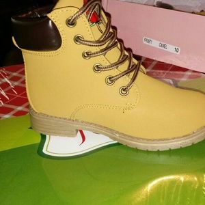 New Toddler Girls Boots size 10