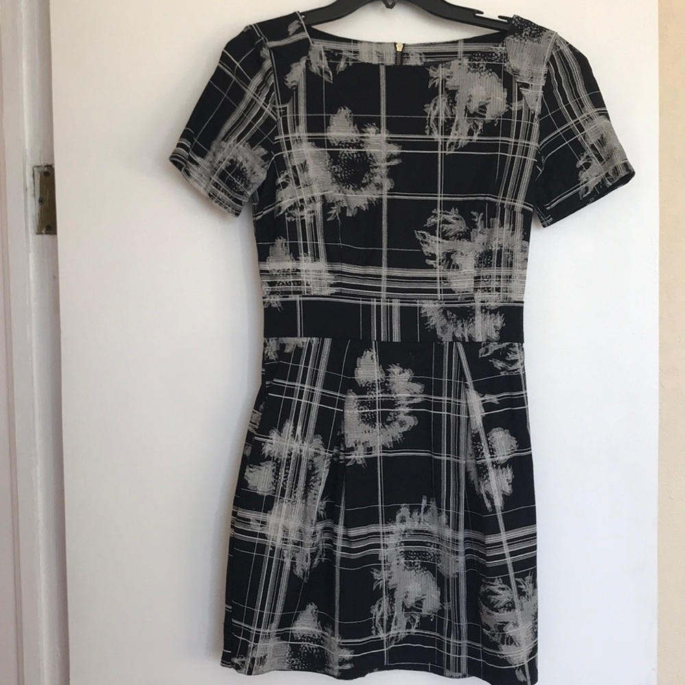 FRENCH CONNECTION Dress