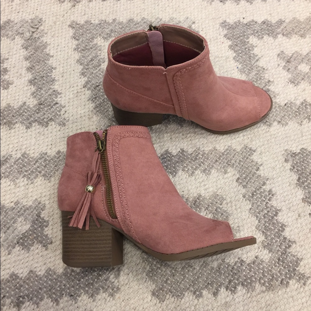 Pink Open Toe ankle bootie Size 6