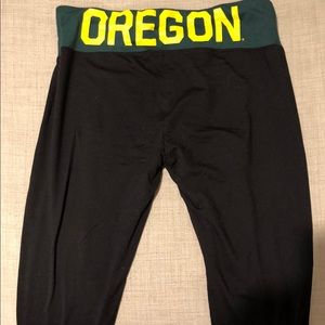 University of Oregon workout leggings