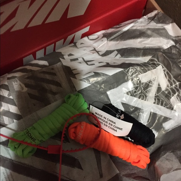 Off white x Nike air presto - Picture 2 of 8