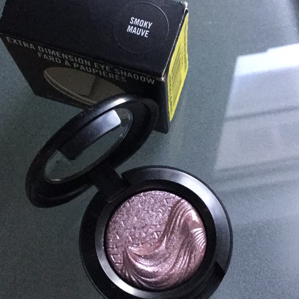 MAC Extra Dimension Eyeshadow