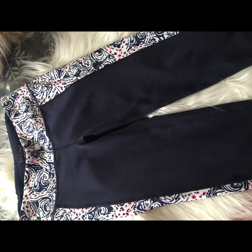 Cute Lilly Pulitzer workout pants