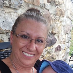 Meet your Posher, Cynthia