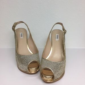 Guess sparkly peep toe. Gold &a Silver