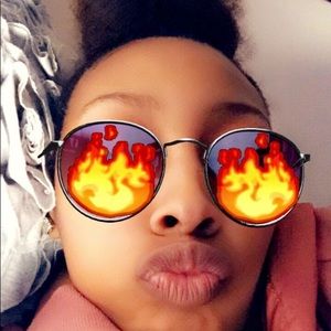 Meet your Posher, Jonaes