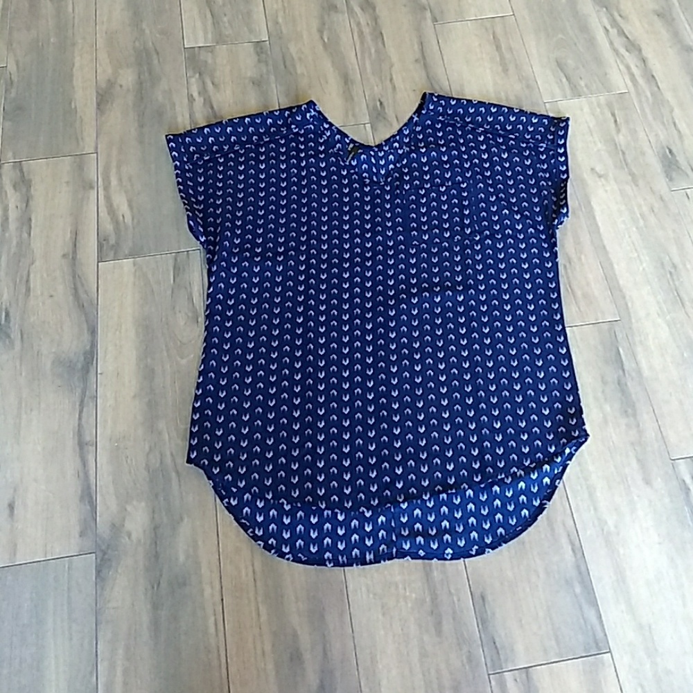 Short Sleeve High Low Blouse, NWOT
