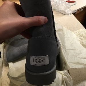 UGG Boots& GCDS Sweater trade reserved for tesha