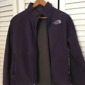 North Face Women’s Small Windwall jacket