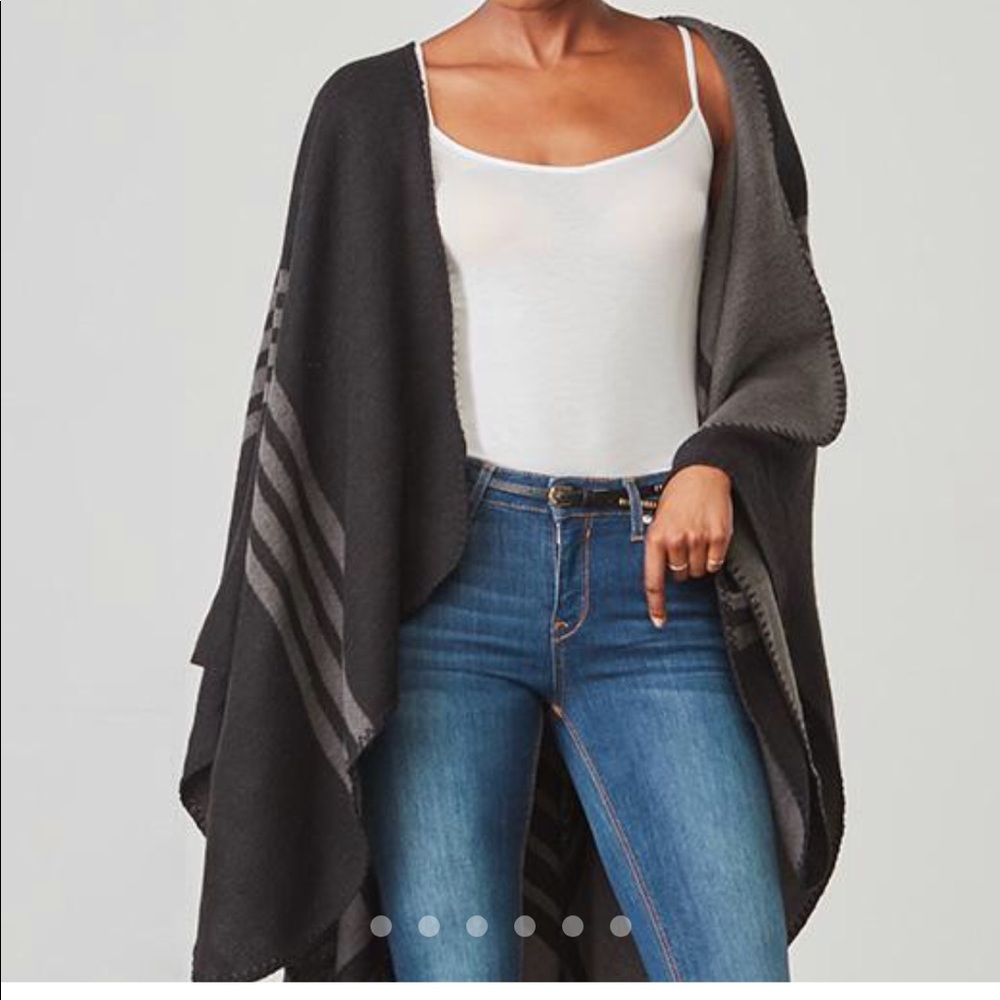 BB Dakota poncho in black