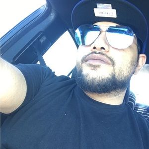 Meet your Posher, Jason