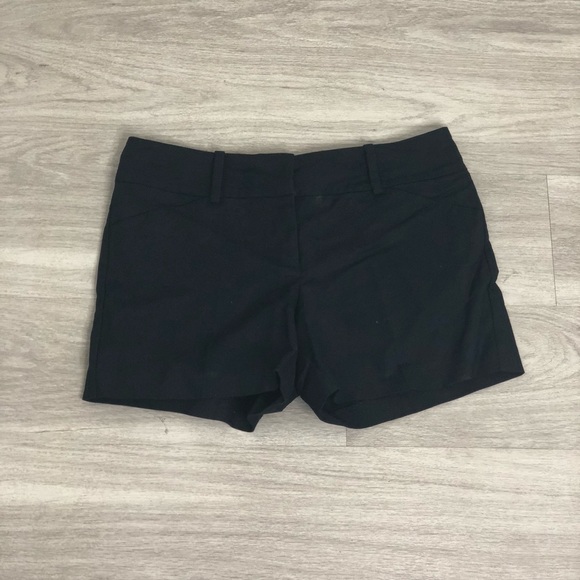 Ann Taylor Black Dress Shorts Size 8 - Picture 1 of 2