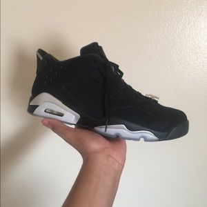 Jordan low 6s