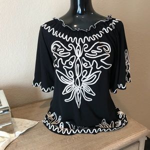 Lauren Michelle Festive Blouse
