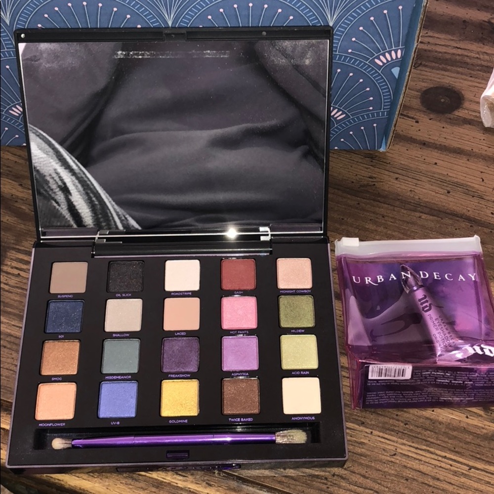 Urban Decay Vice LTD reloaded plus primer potion