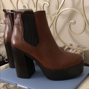 Steve Madden Geanna Platform Bootie