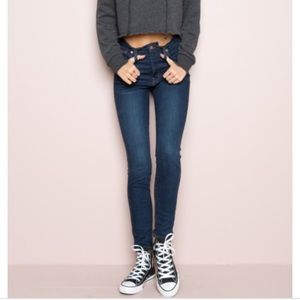 NWT Brandy Melville High Rise Jeans