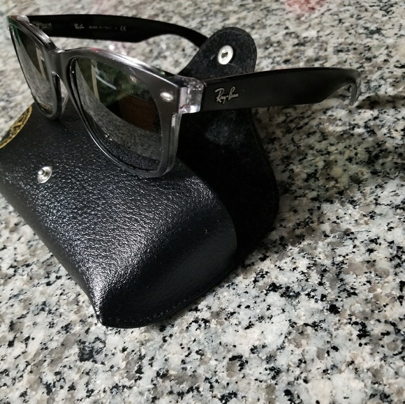 RayBan Wayfarer Sunglasses - Picture 3 of 3