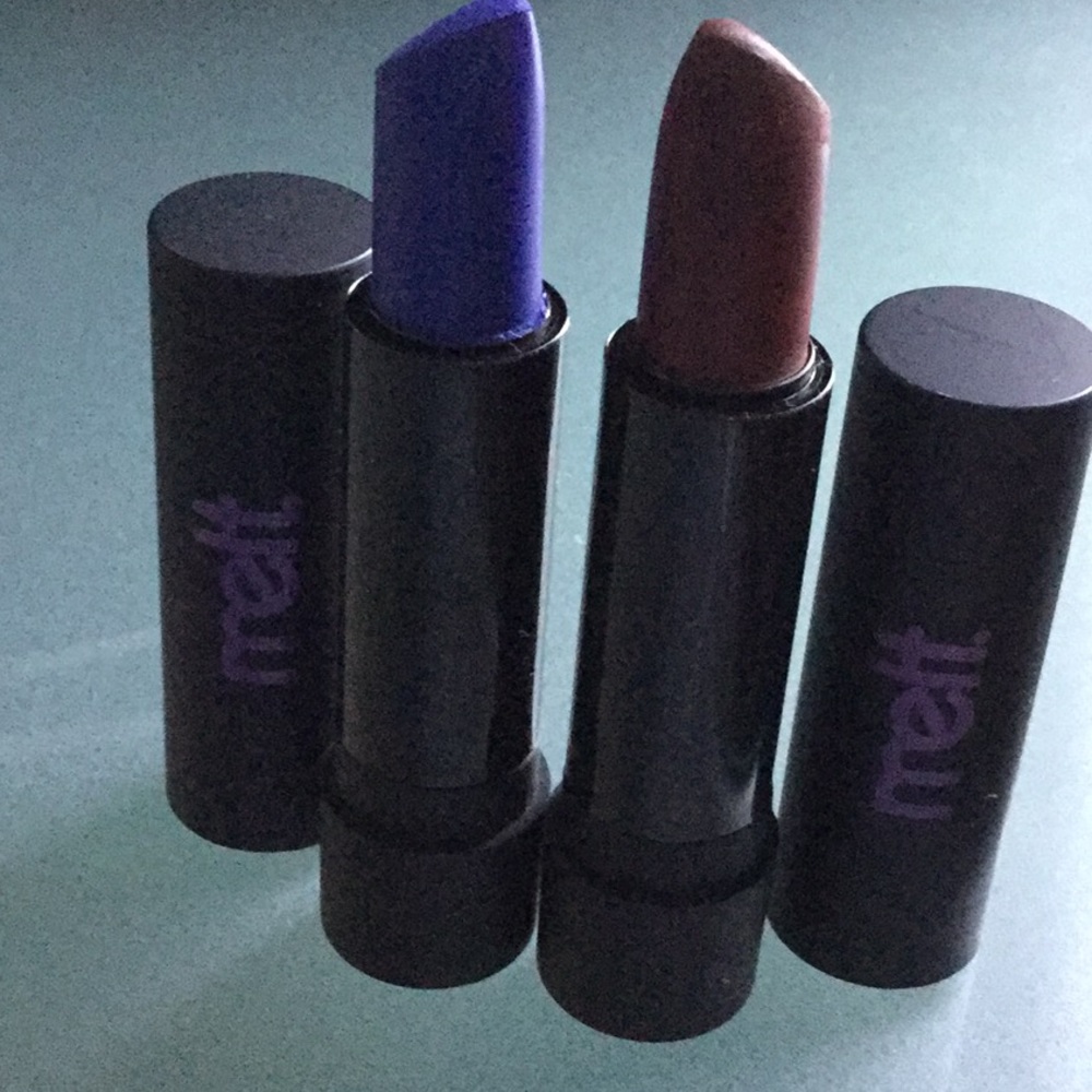 MELT lipsticks