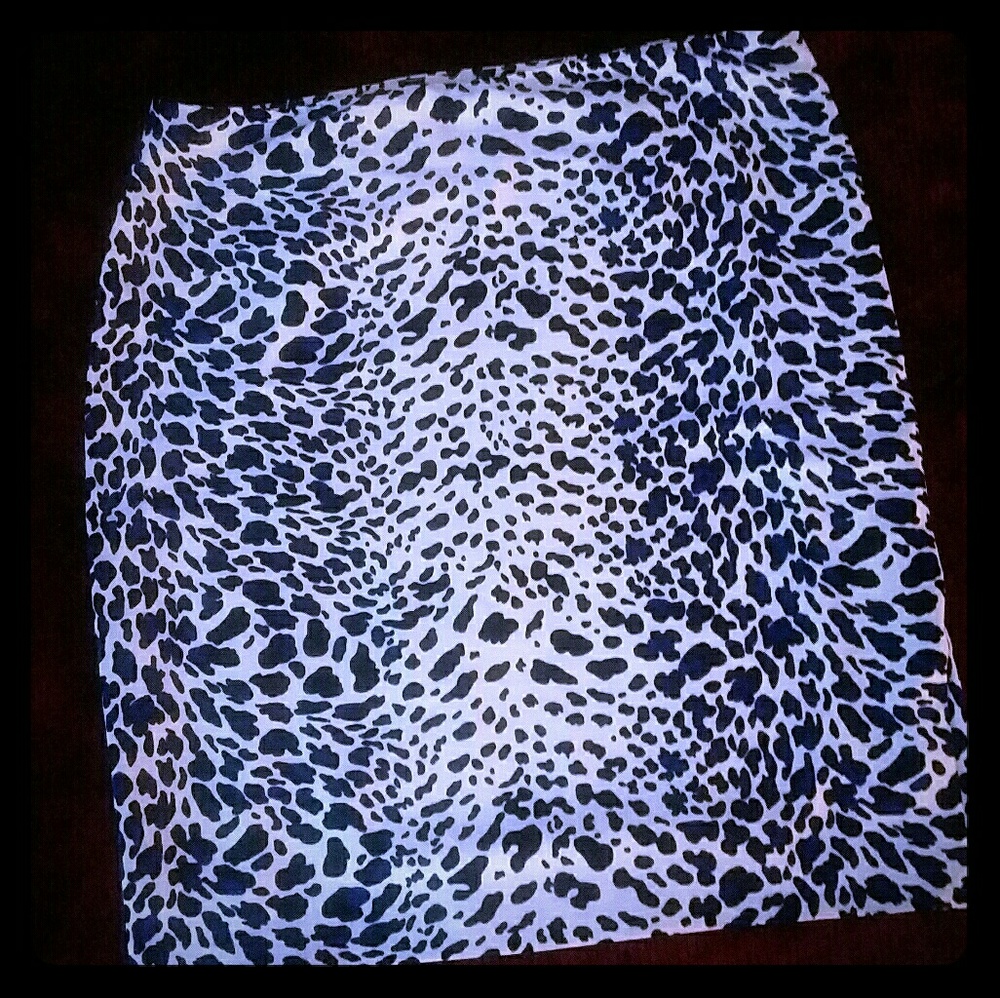 Printed Pencil Skirt