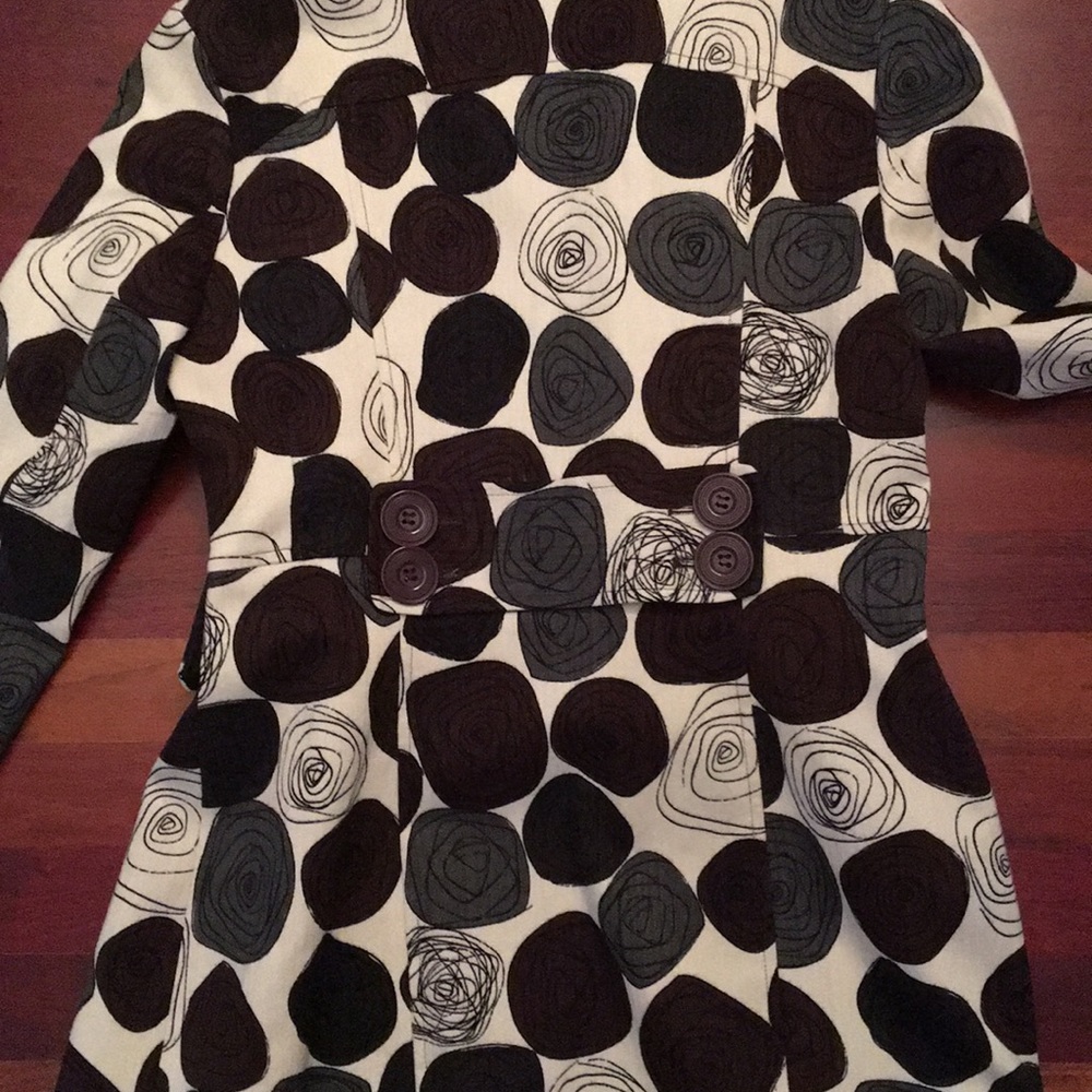 Jacket - Picture 5 of 5