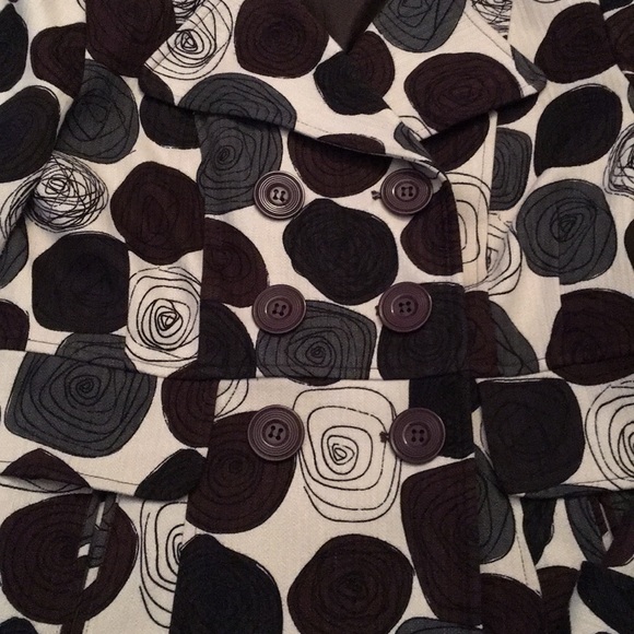 Jacket - Picture 3 of 5