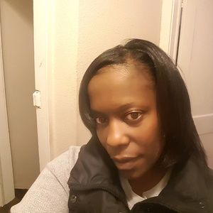 Meet your Posher, Keisha