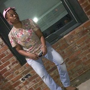 Meet your Posher, Martika