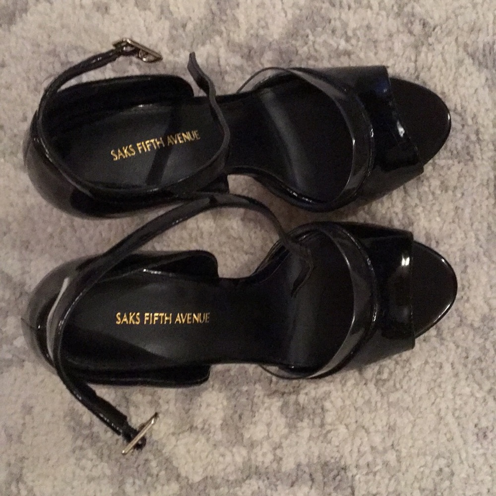 Saks5 Black 👠 heels