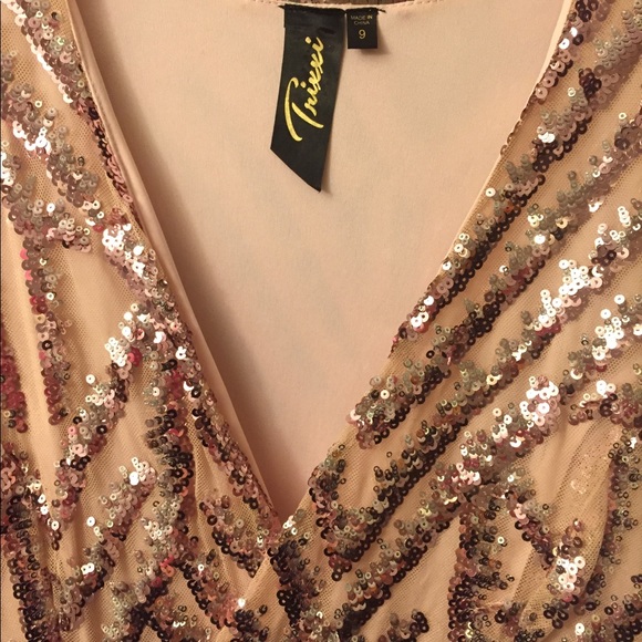 Trixxi gown rose gold sequins gown - Picture 3 of 5