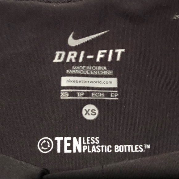 Nike Bundle! Nike Pro Top and Shorts! - Picture 3 of 5