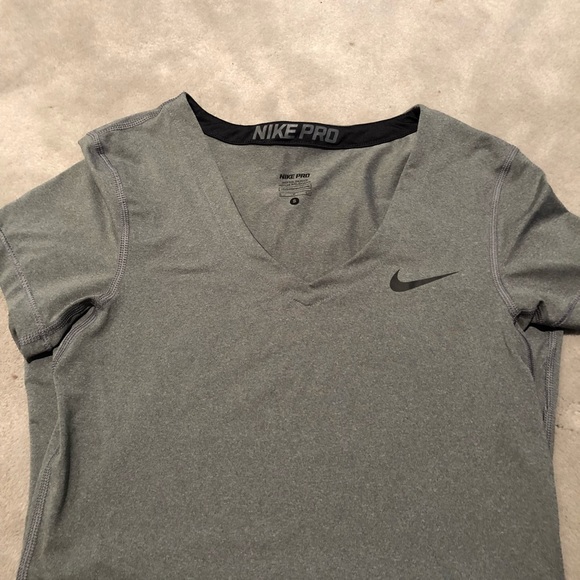 Nike Bundle! Nike Pro Top and Shorts! - Picture 5 of 5
