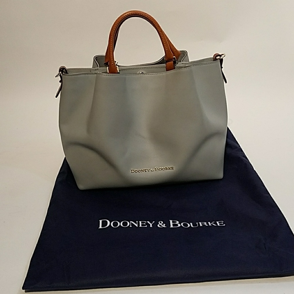 Authentic Large Dooney and Bourke Barlow