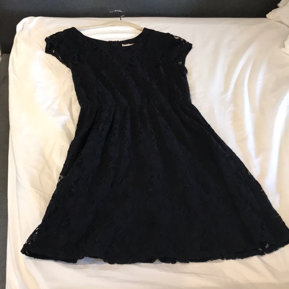 Black lace dress