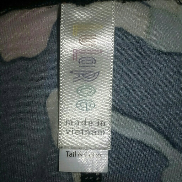 **SOLD**Lularoe Tc Leggings - Picture 3 of 3