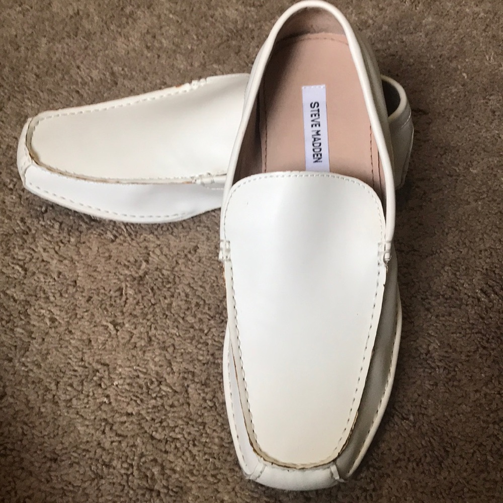Men’s White Steve Madden loafers size 12