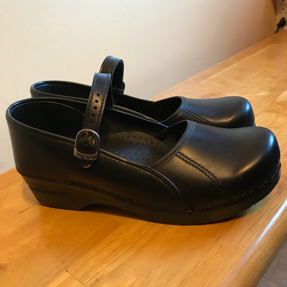 Dansko Mary Janes