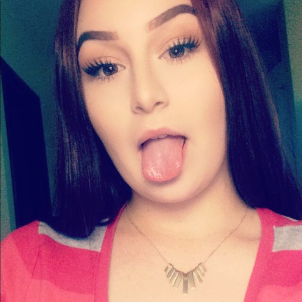 Meet your Posher, Anne