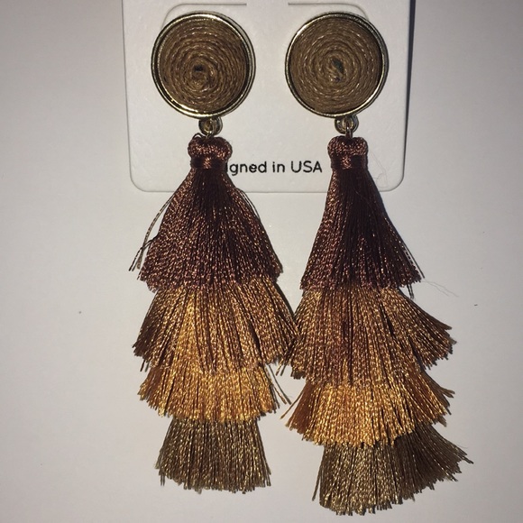 Stud tassel ombré earrings - Picture 2 of 2