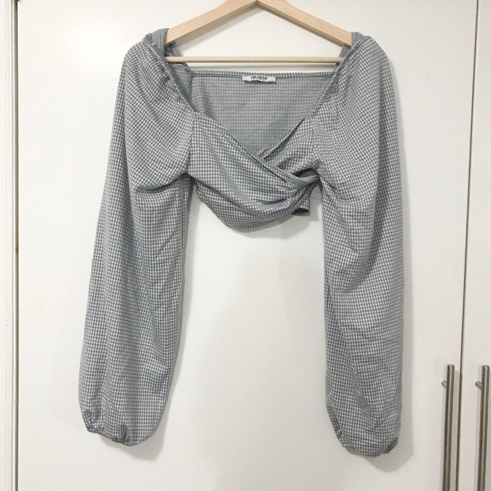 Wrap crop top - Picture 3 of 3