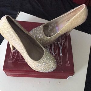 Champagne glitter heels