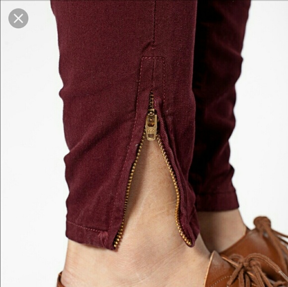 💸 SOLD 💸 AA Four Way Stretch Jeans - Picture 2 of 5