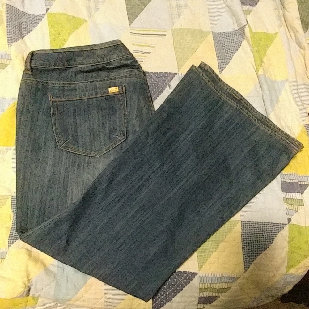 Seven jeans