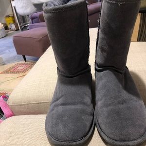 Bearpaw boots
