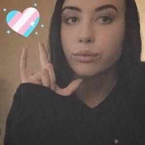 Meet your Posher, Claire