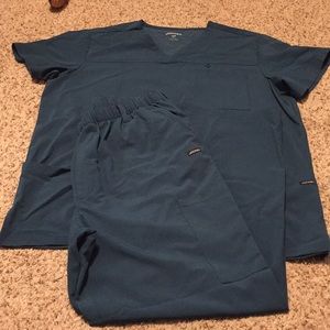 Men's Jockey scrub set!