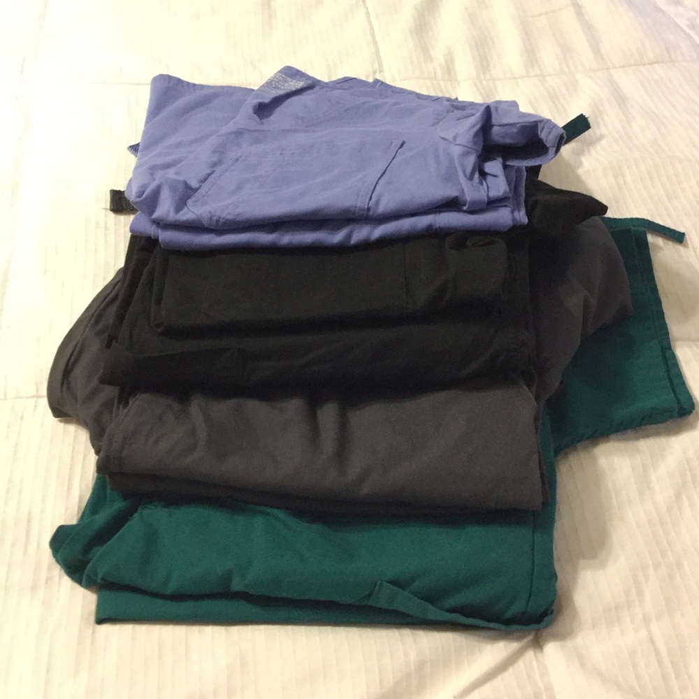 Men scrubs