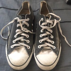 Women's hombre Converse size 9